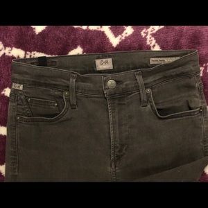 Citizens of Humanity Rocket Petite Gray Jeans. 26.